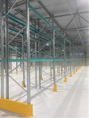 Монтаж стеллажей Констрактор с авторской окраской RAL 6033 на новом складе